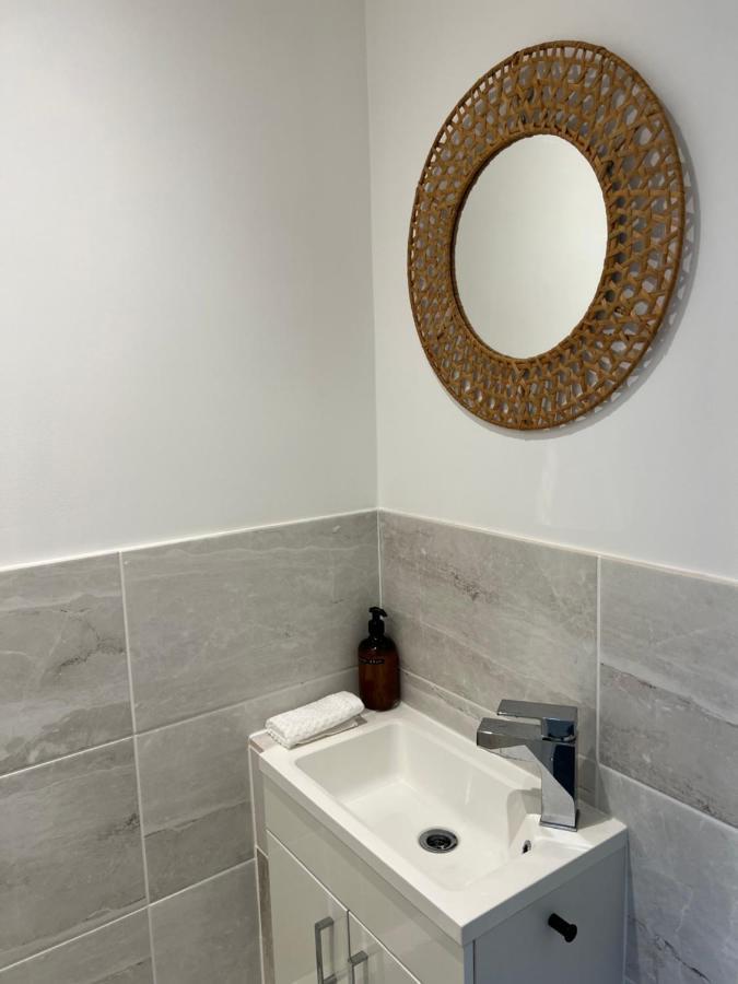 Lovely 1-Bedroom Flat In St Leonards On Sea Exterior photo