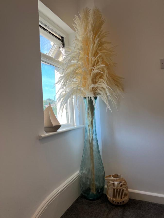 Lovely 1-Bedroom Flat In St Leonards On Sea Exterior photo